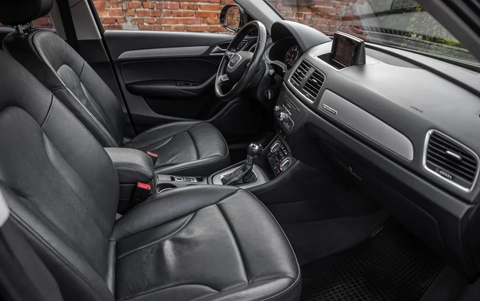 Audi Q3 cena 57900 przebieg: 247500, rok produkcji 2012 z Zwoleń małe 407
